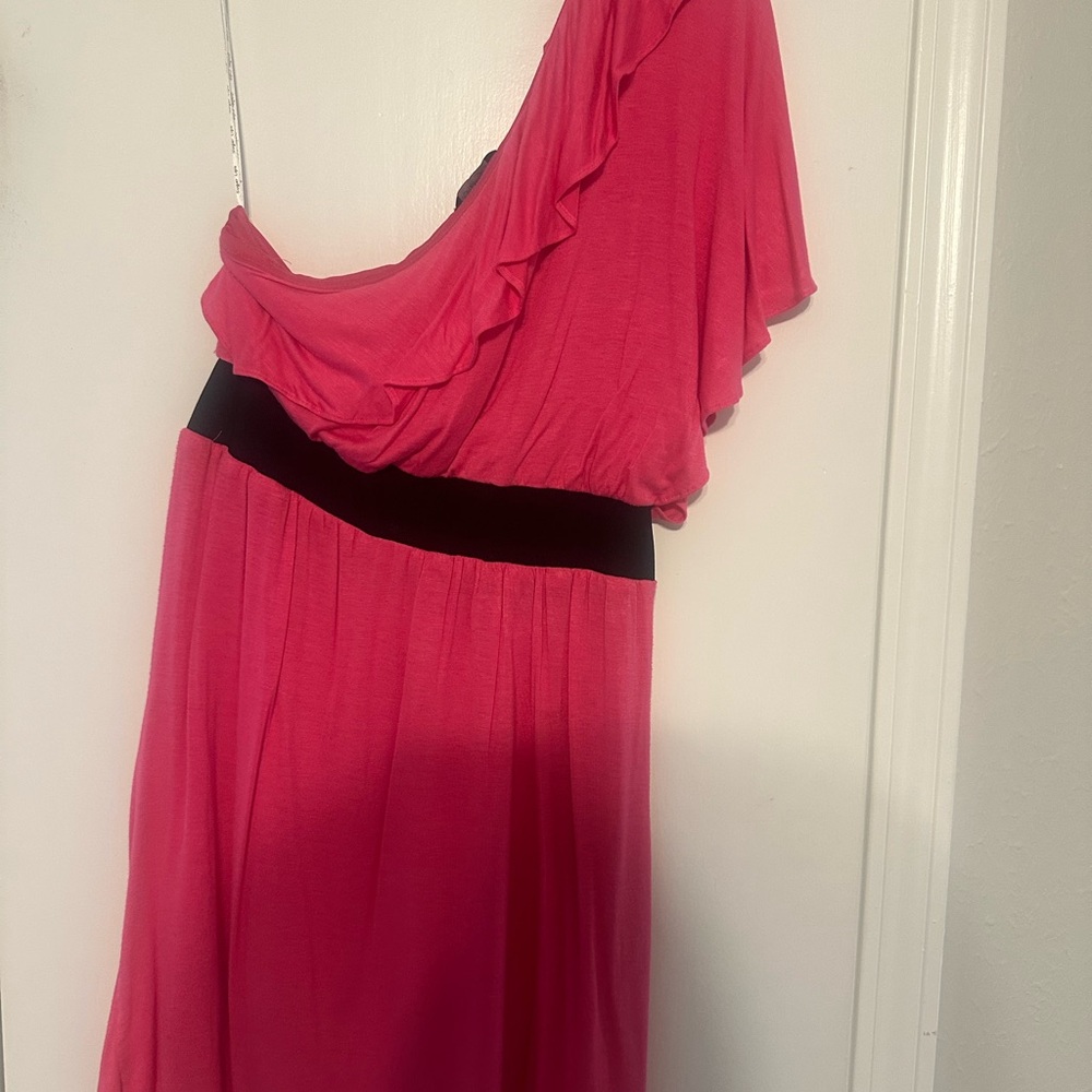 Pink Ruffled One-Shoulder Dress - Picture 3 of 4